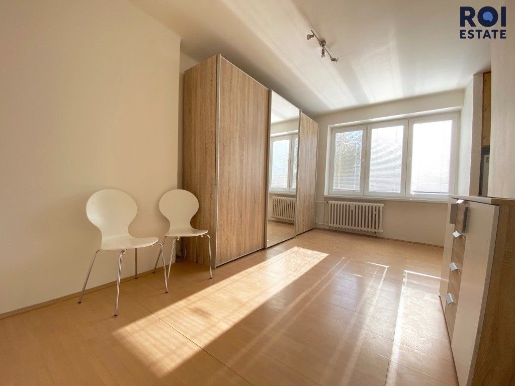1+kk, Michelangelova, Praha, 24 m²