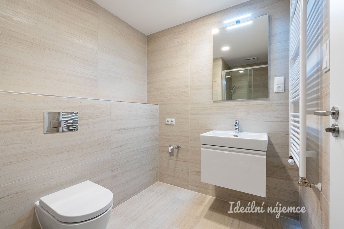 Byt 1+kk · 33 m² · Sokolovská, Praha - 4