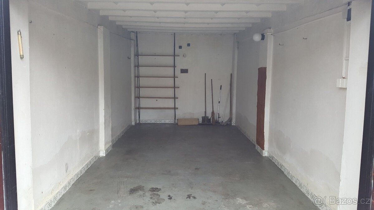 Pronájem garáž - Vsetín, 755 01