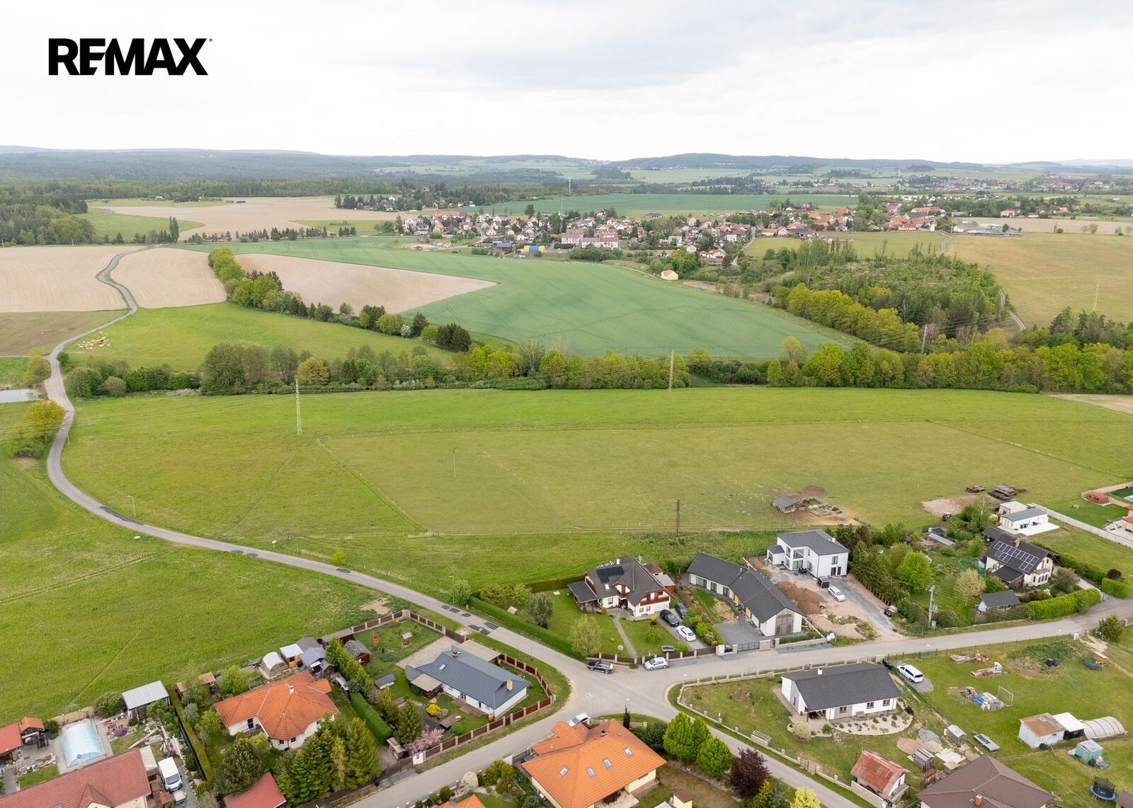 Pozemek pro bydlení, 2 455 m²