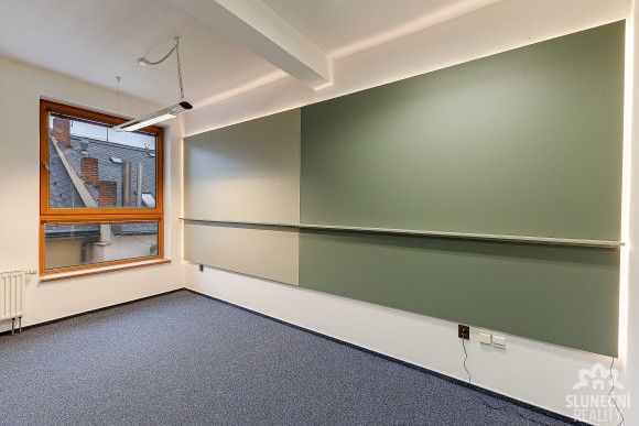 Kanceláře, Uherské Hradiště, 686 01