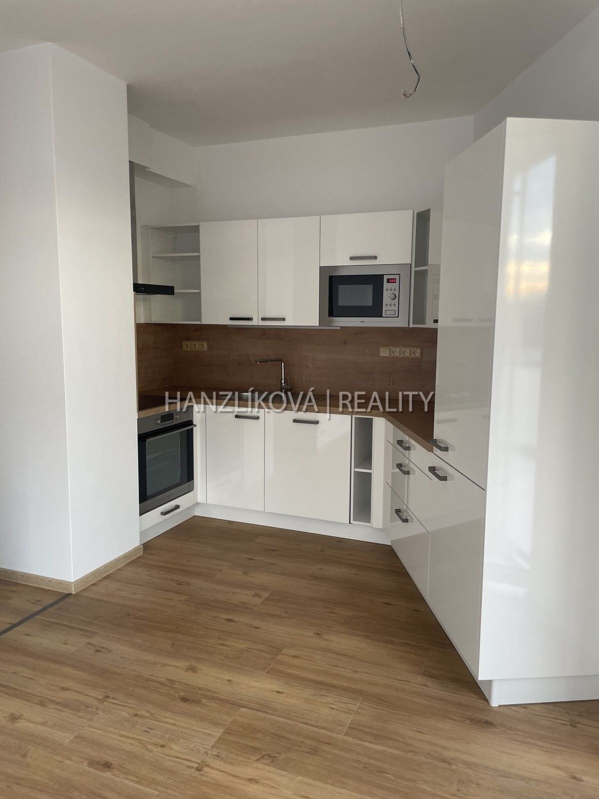 Pronájem byt 3+kk - Hálkova, České Budějovice, 66 m²