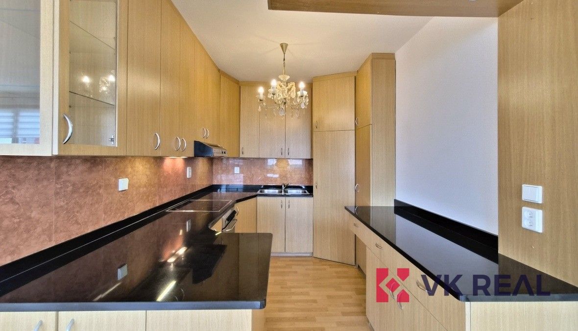 2+kk, Kodymova, Praha, 100 m² - 2