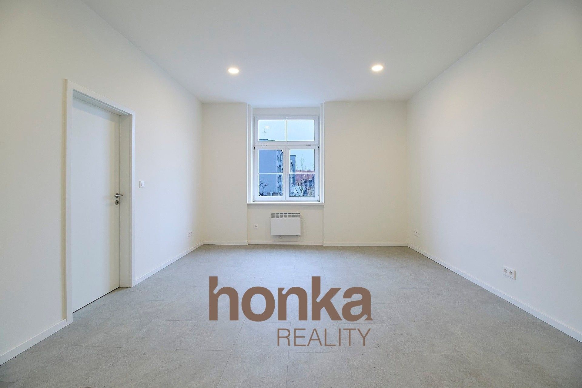 Pronájem byt 2+kk - Dělnická, Praha, 50 m²