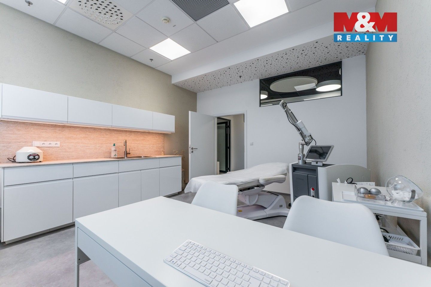 Pronájem obchodní prostory - Jihlavská, Praha, 25 m² - 5