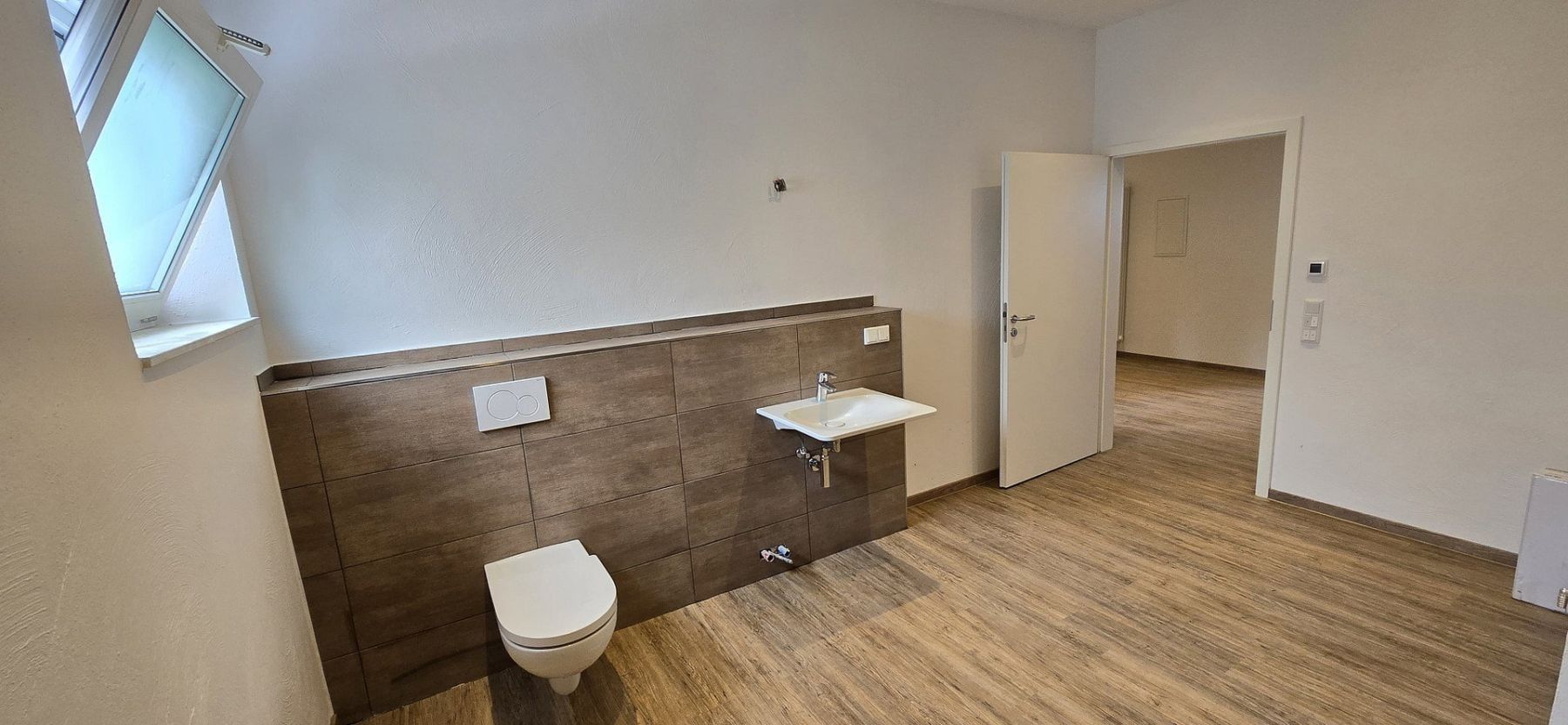 2+kk, Freiherr-vom-Stein-Platz 2, , Porýní-Falc, 100 m² - 2