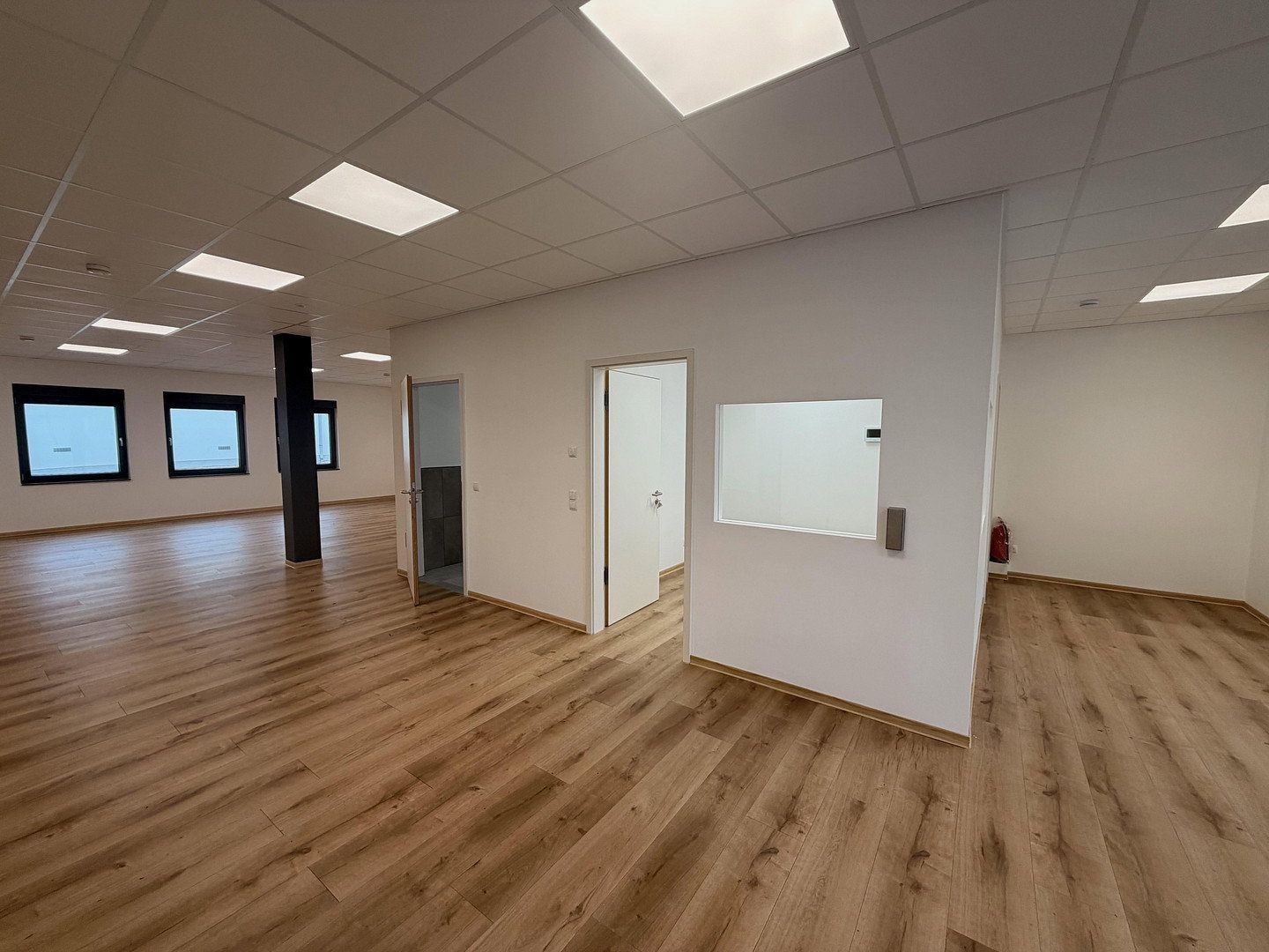 Kanceláře, , Porýní-Falc, 407 m² - 1