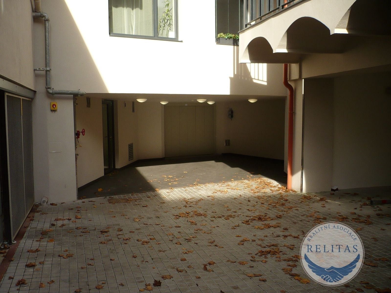 Prodej ostatní - Holečkova, Praha, 15 m² - 5