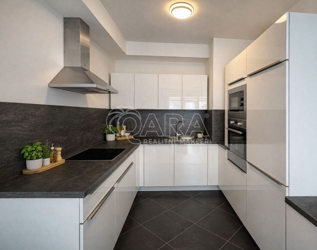 2+kk, Toufarova  , Praha, 58 m² - 1