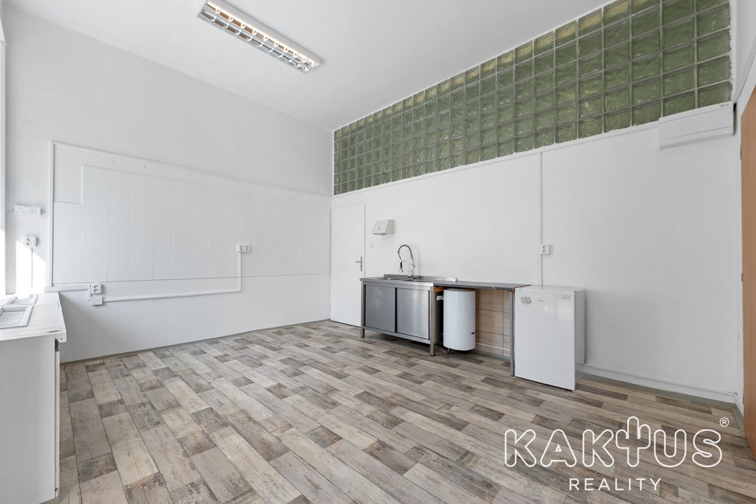 Obchodní prostory · 18 m² · Strmá, Vratimov, okres Ostrava-město - 4
