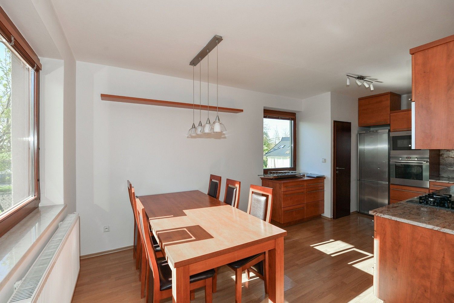 Prodej rodinný dům - Jesenice, okres Praha-západ, Středočeský kraj, 270 m² - 5