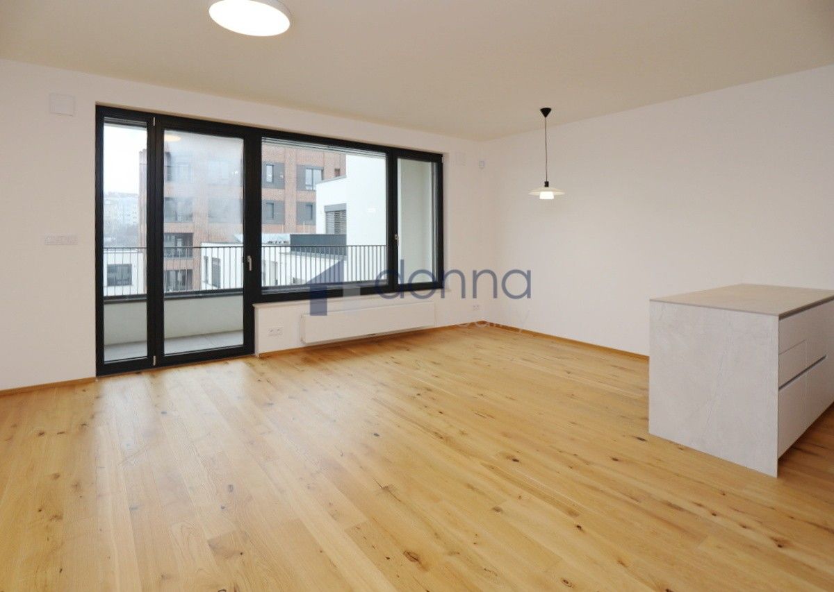 3+kk, Závišova, Praha, 89 m²