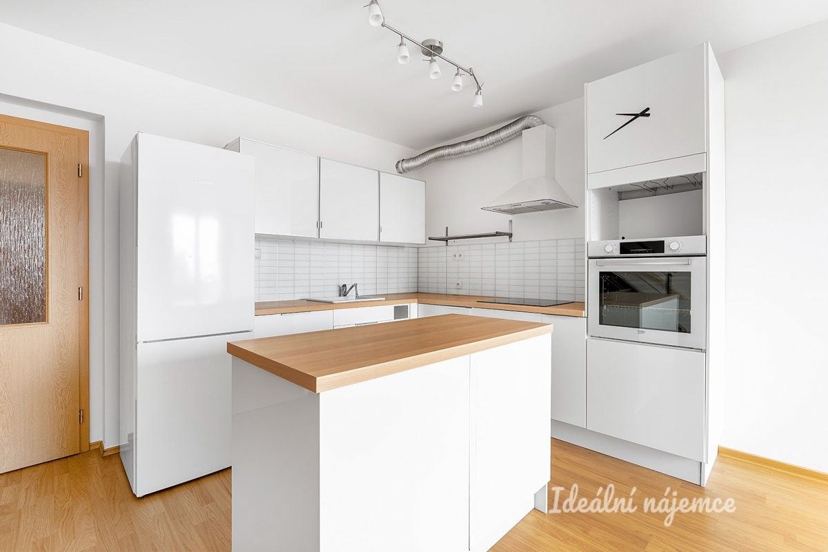 3+kk, U potoka, Jinočany, 89 m² - 1