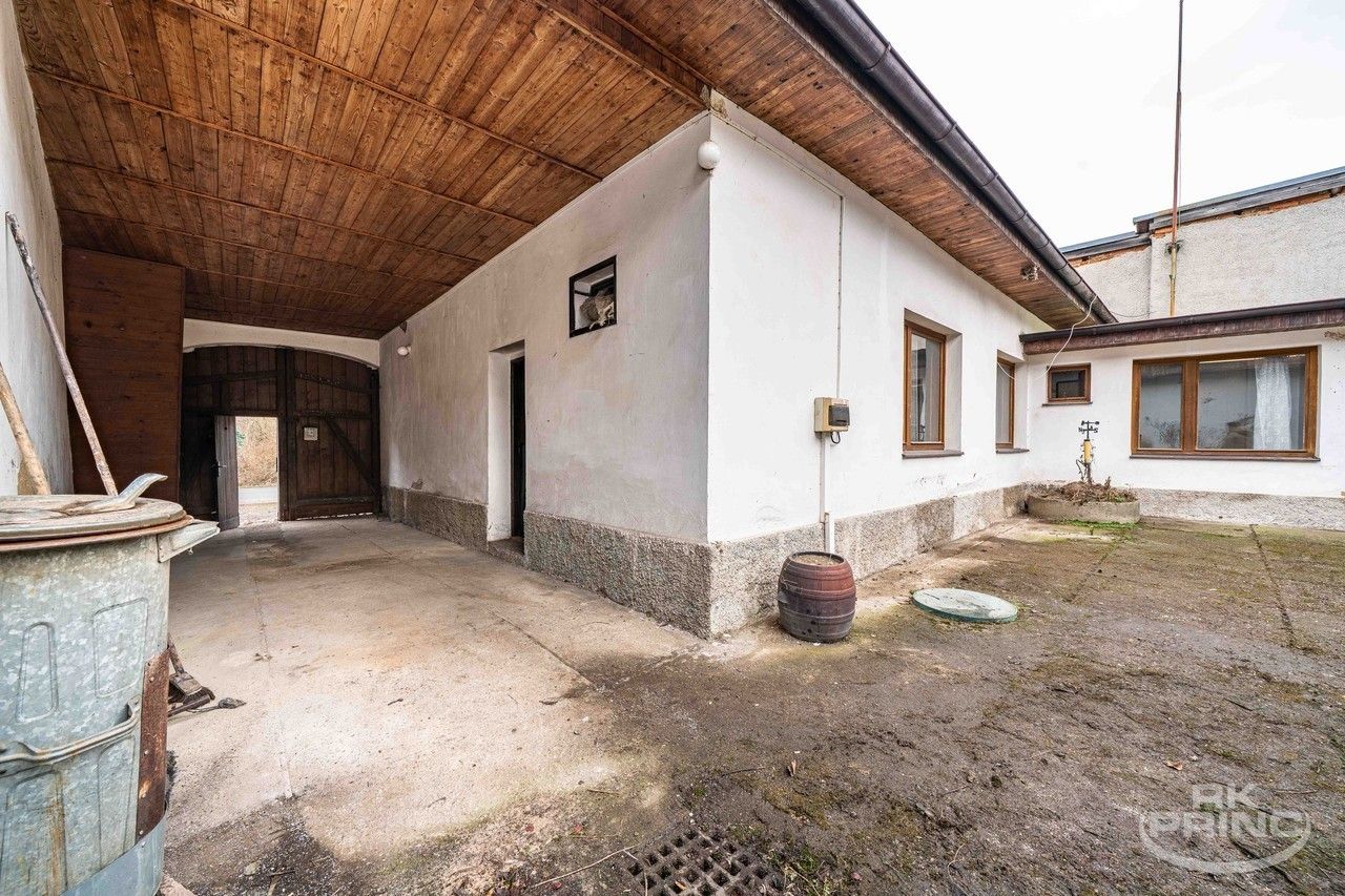 Rodinné domy, Lochovice, 150 m²