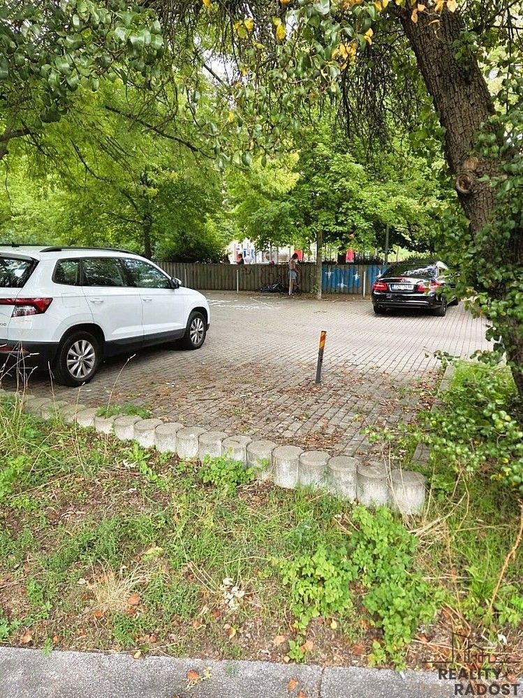 Nemovitost · 18 m² · Praha - Motol, okres Praha 5, Hlavní město Praha - 3