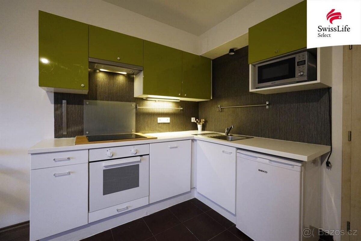 Byty, Praha, 104 00
