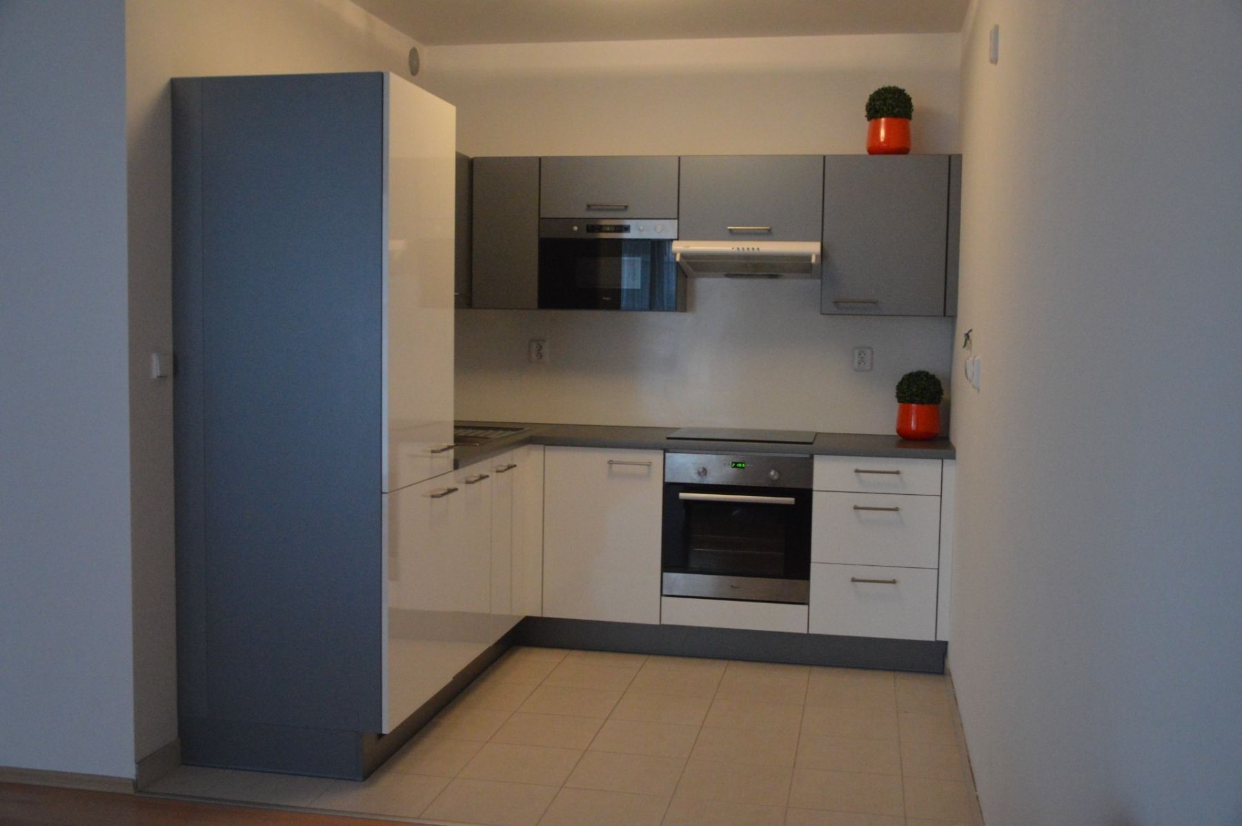 2+kk, Jana Přibíka, Praha - Vysočany, 69 m² - 2