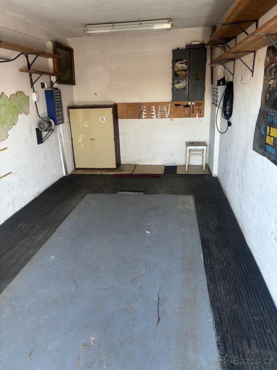 Pronájem garáž - Zlín, 760 01