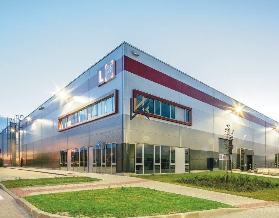 Pronájem kancelář - Sezemická, Praha, 101 m²