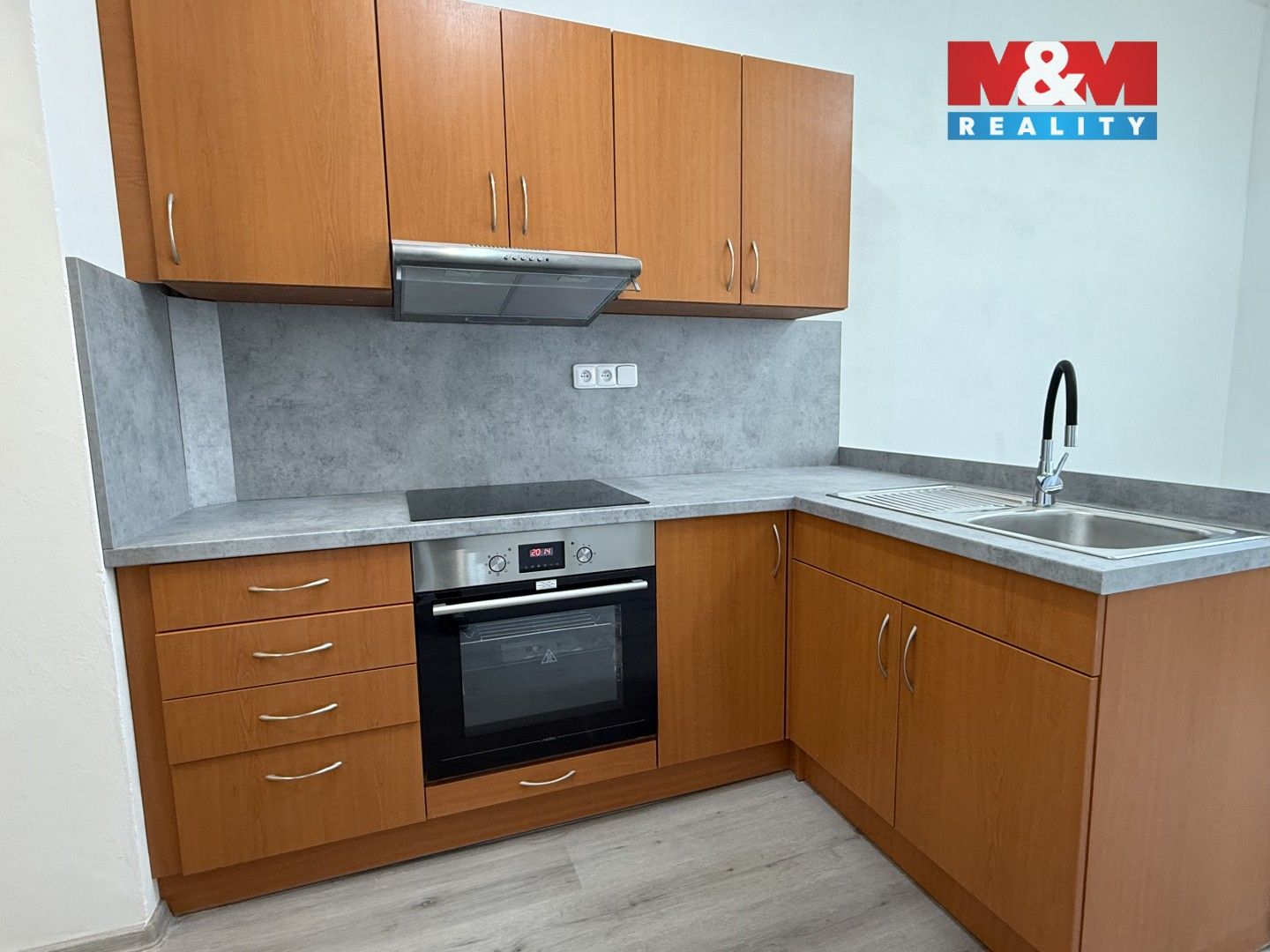 Pronájem byt 2+kk - Resslova, Nymburk, 41 m²