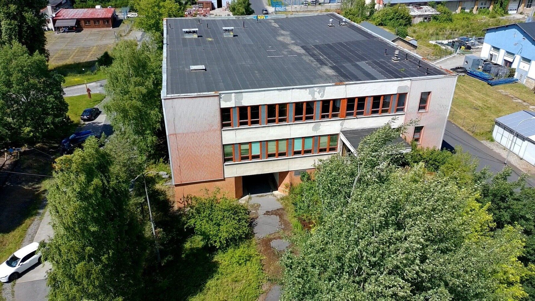 Sklad, 3 000 m²