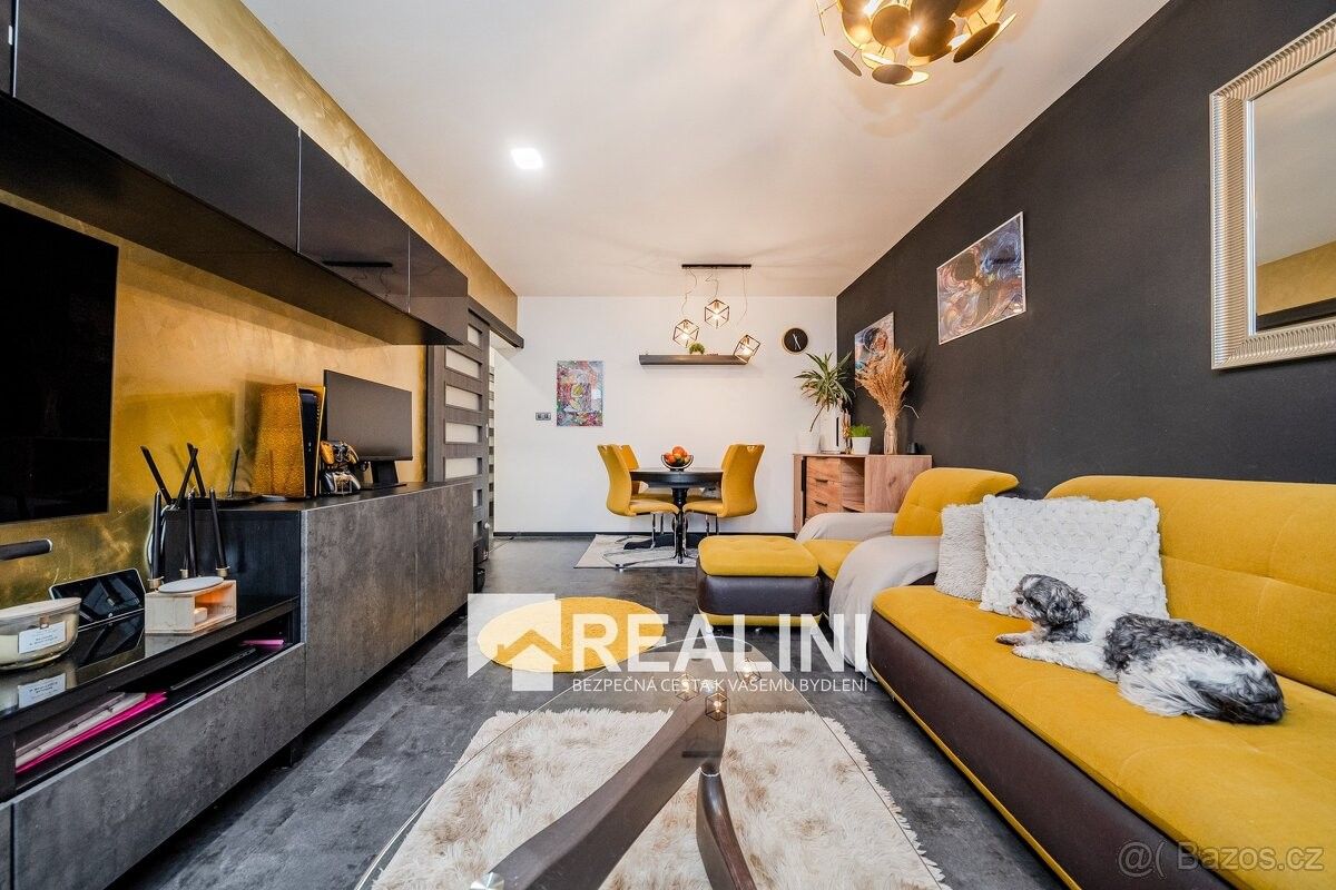 Prodej byt - Karviná, 734 01