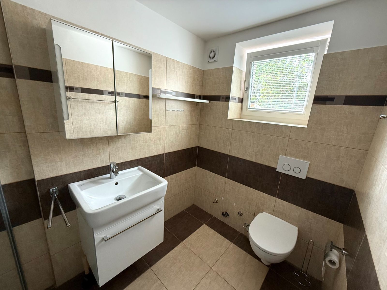Byt 3+1 · 80 m² · Okruhová, Praha - Stodůlky - 4