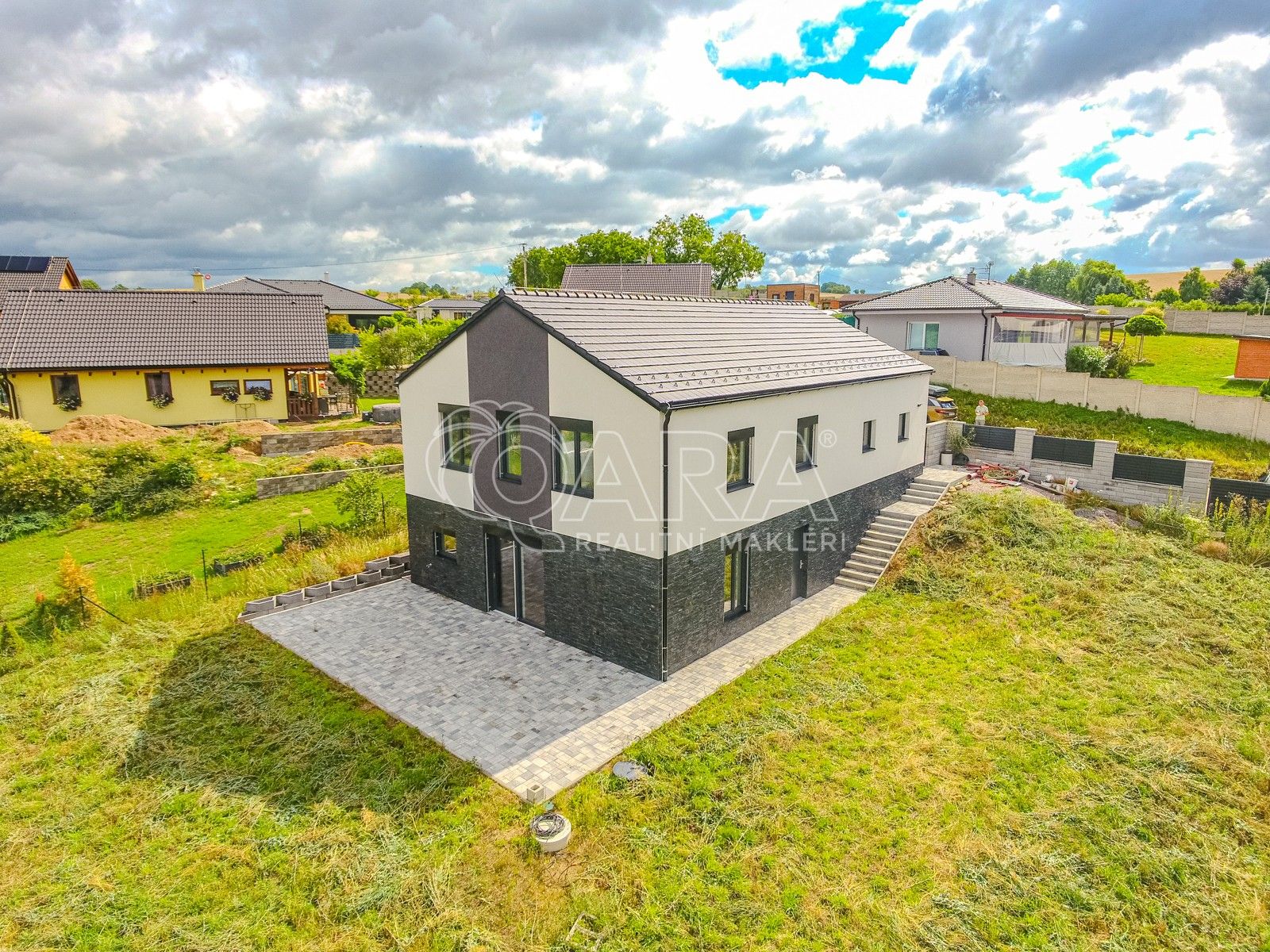 Prodej rodinný dům - Struhařov, 178 m²