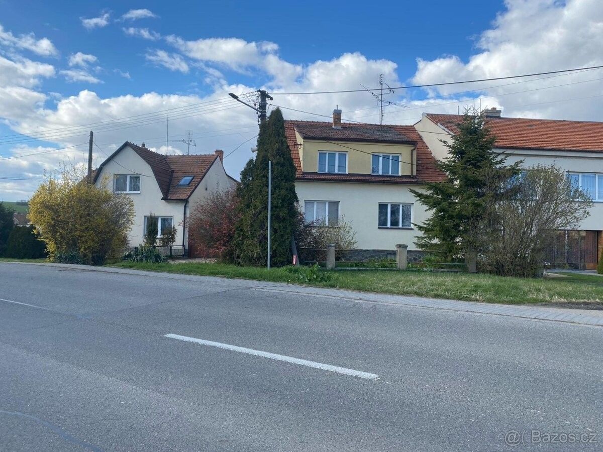 Prodej dům - Křenovice u Slavkova, 683 52, 951 m²