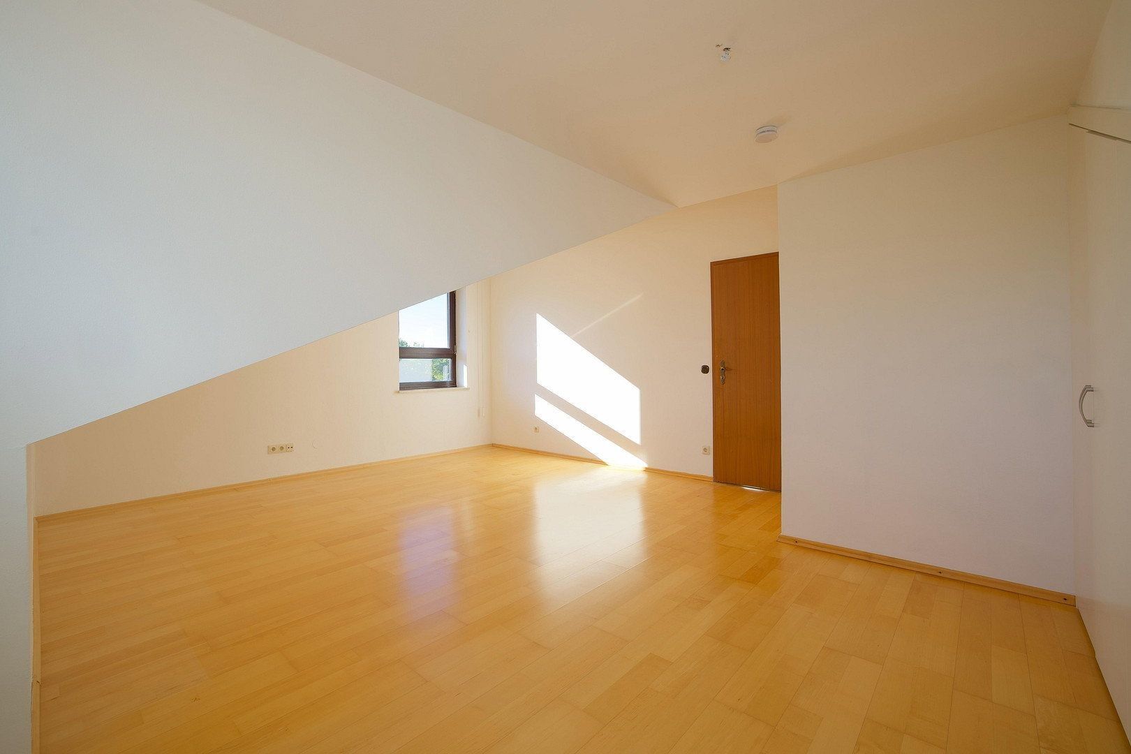 4+1, Gustav-Otto-Bogen 9 München Allach Bayern 80997, 100 m² - 1