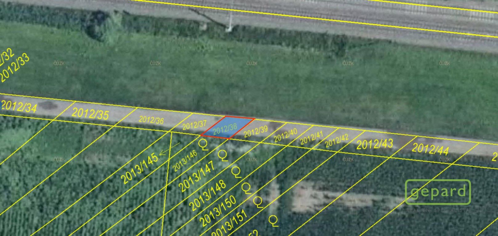 Zemědělské pozemky, Hrušky, 370 m²