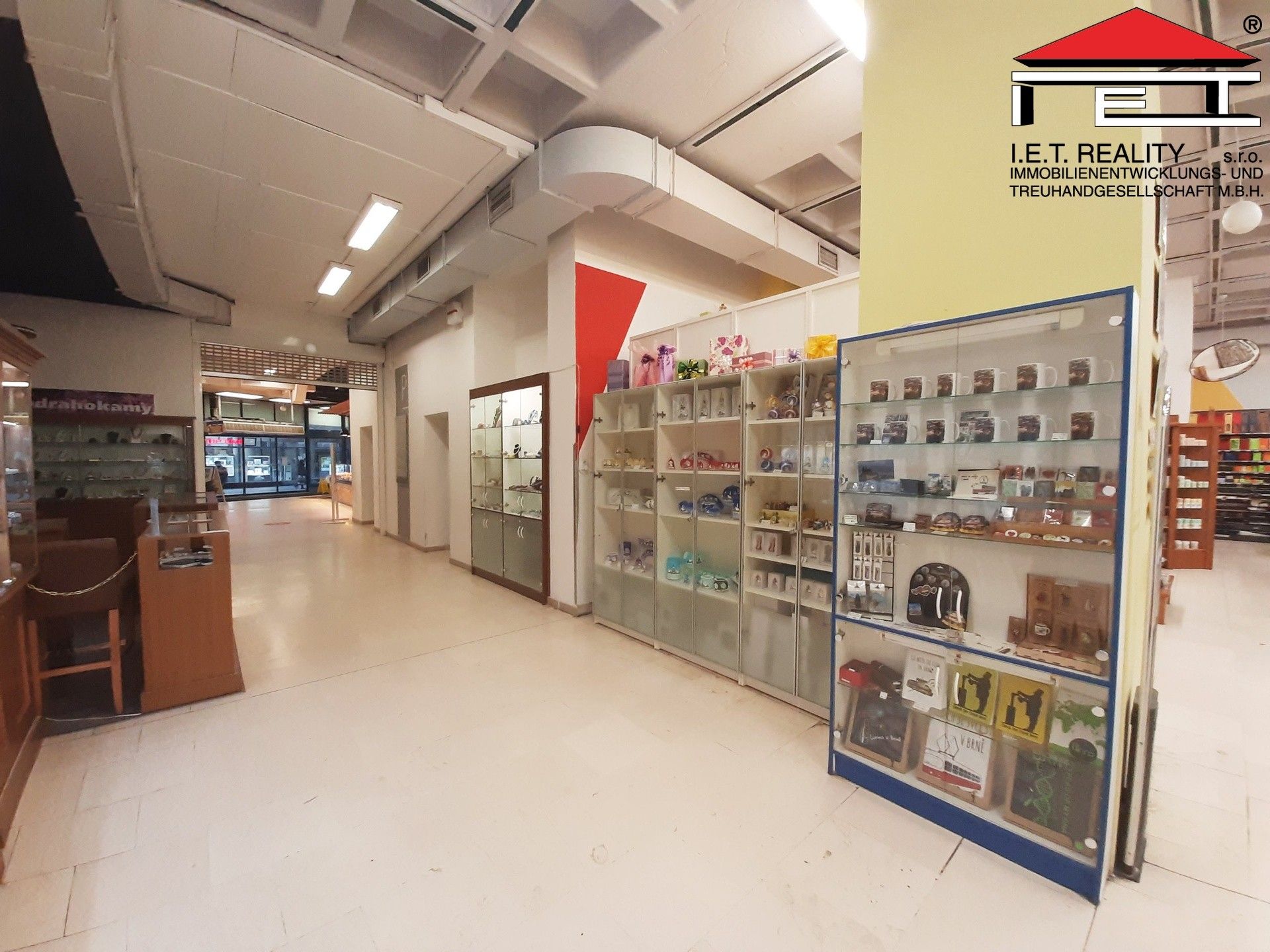 Pronájem obchodní prostory - Česká, Brno, 165 m²