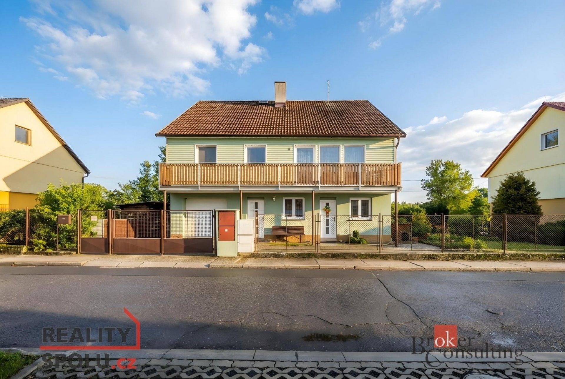 Rodinné domy, Lipová, Bochov, 202 m²