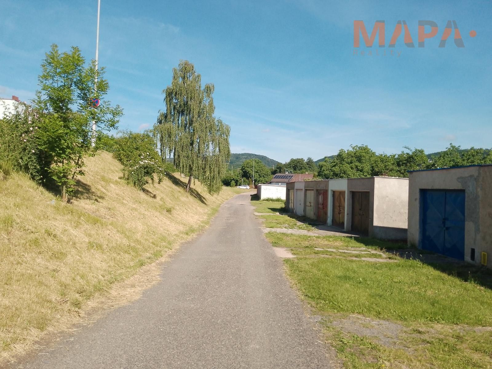 Garáže, Pod Březencem , Jirkov, 19 m² - 2