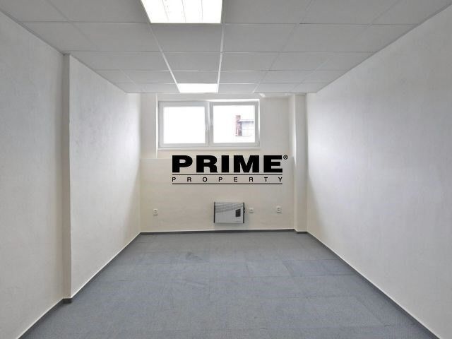 Sklady, Ve žlíbku 2402, Praha Horní Počernice, 22 m² - 1