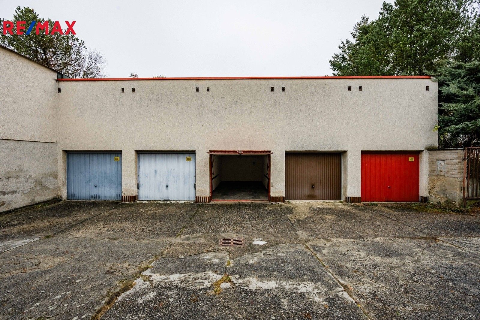 Garáže, Tábor, 15 m²