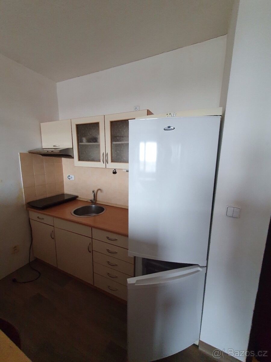 Pronájem byt 1+kk - Hradec Králové, 500 12, 30 m²