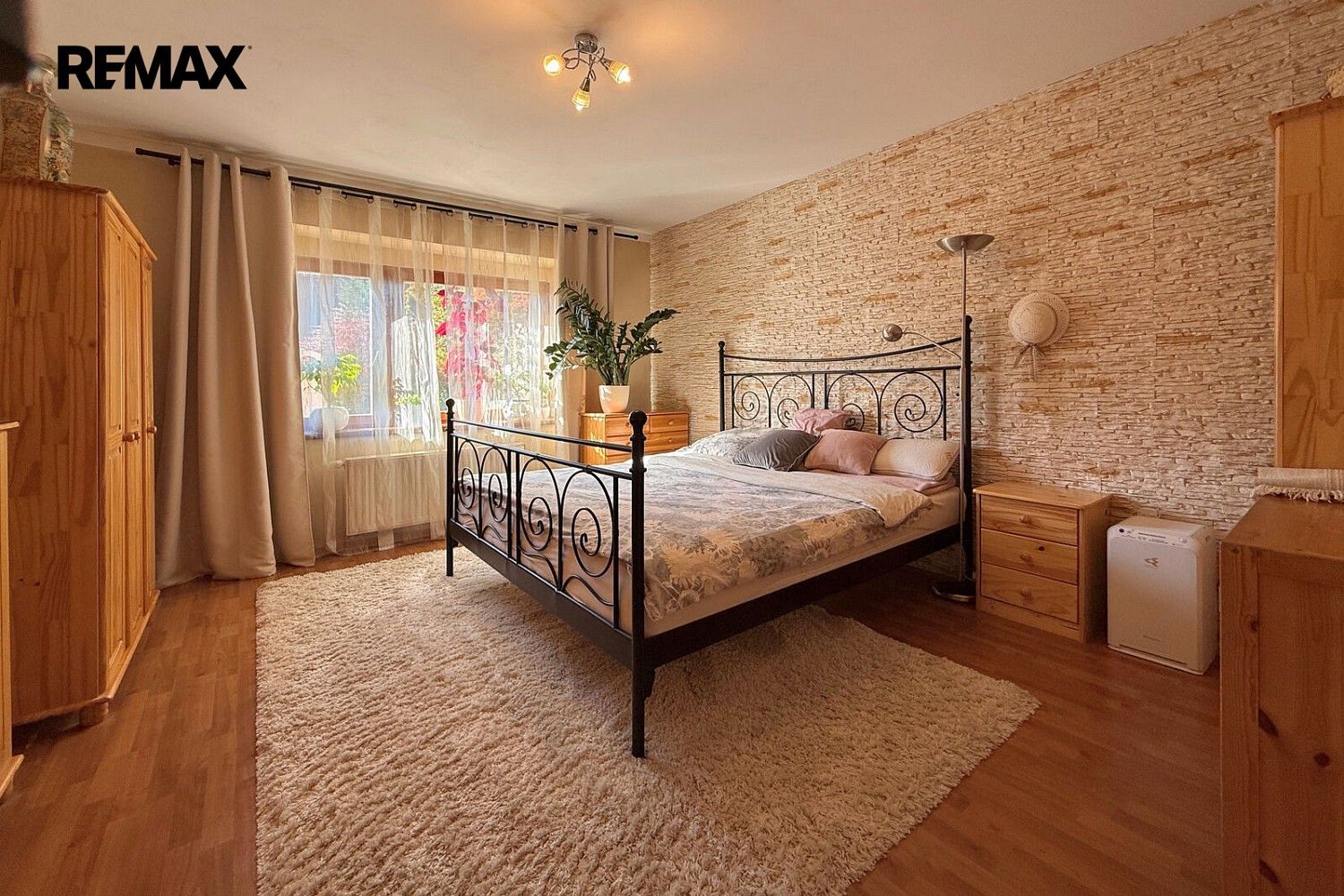 Rodinný dům · 165 m² · Stříbrná Skalice, okres Praha-východ - 4