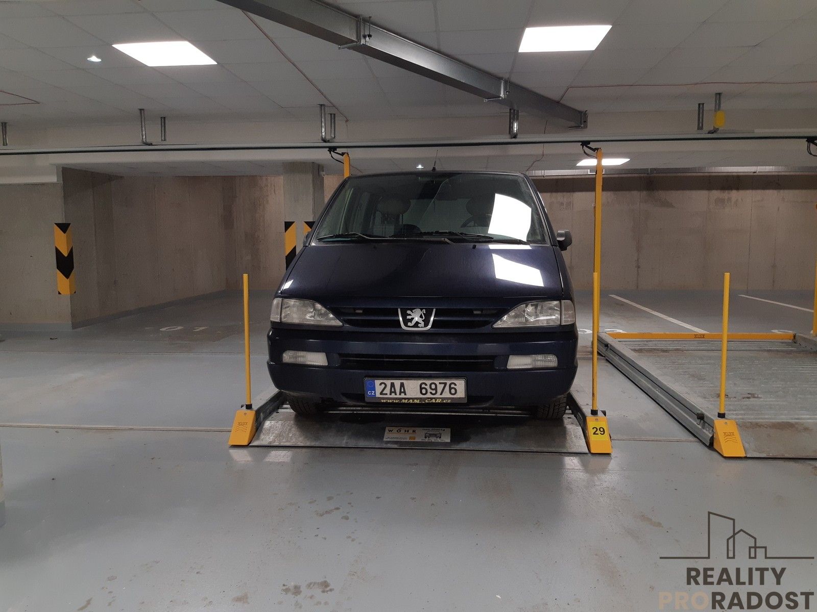 Garáže, Pod radnicí, Praha, 11 m²