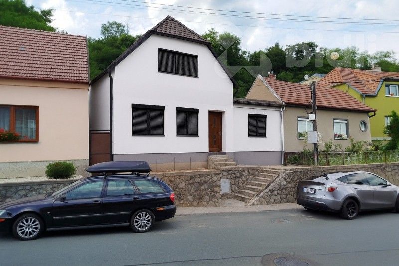 Rodinné domy, Horákov, Mokrá-Horákov, 140 m²