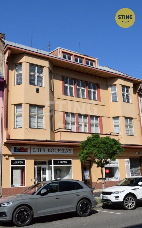 Obchodní prostory, Národní třída, Hodonín, 401 m² - 1