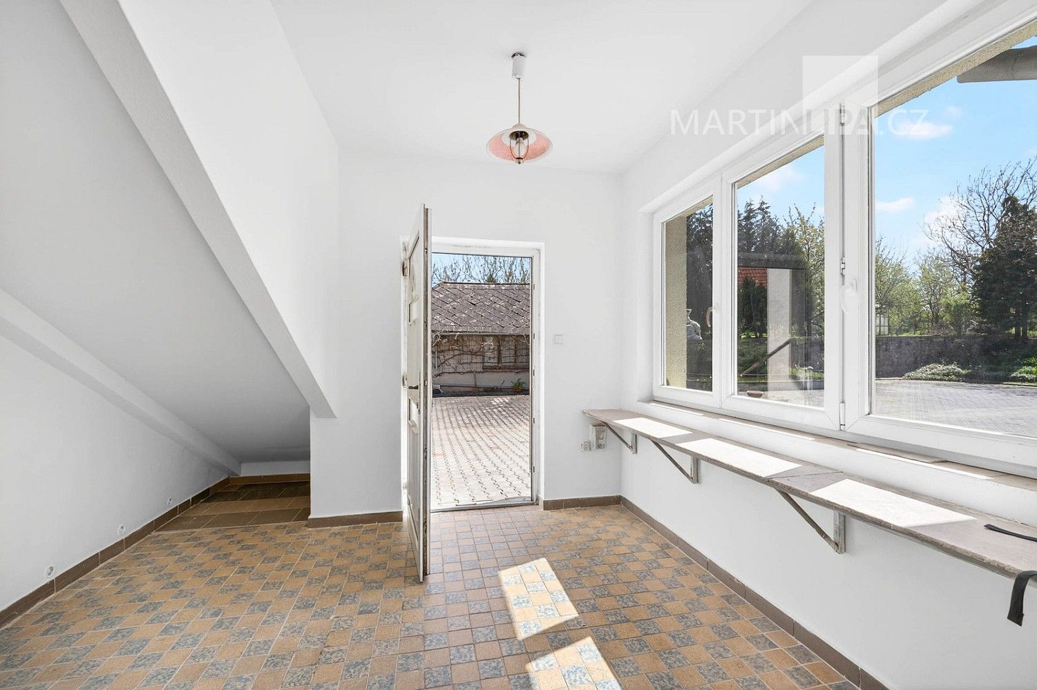 Rodinný dům · 326 m² · Kamenný Přívoz - Hostěradice, okres Praha-západ, Středočeský kraj - 4