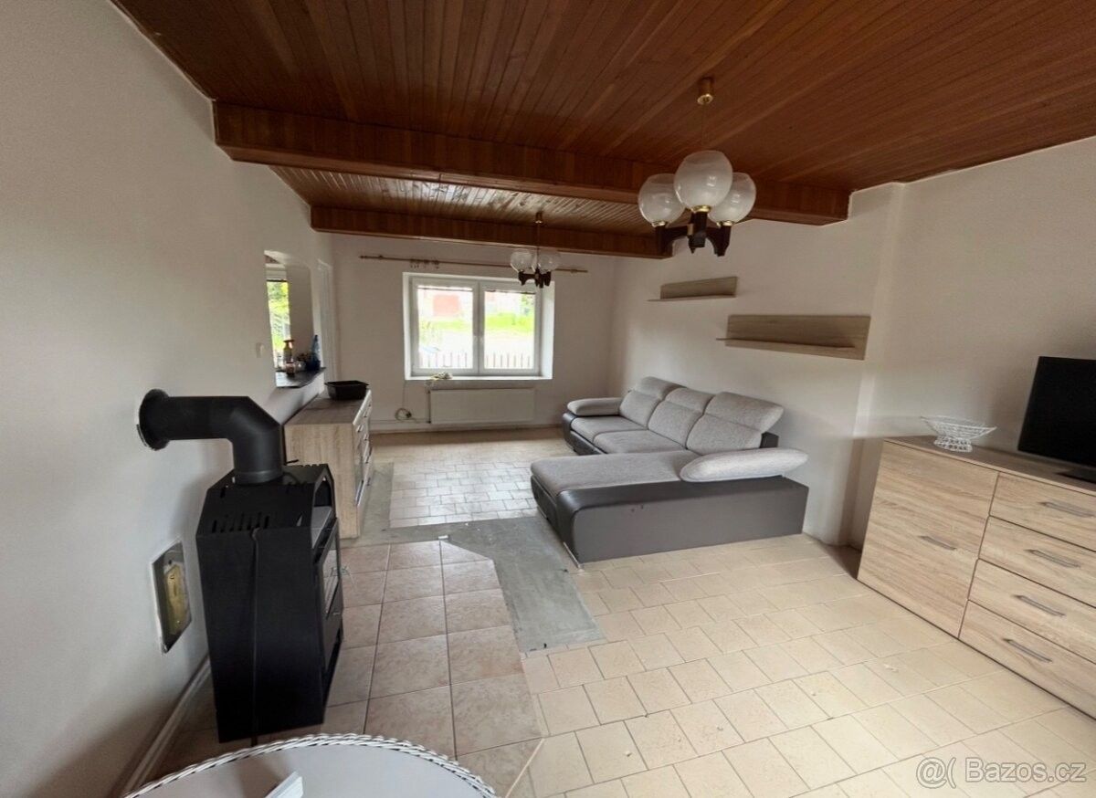 Rodinné domy, Žďárná, 679 52