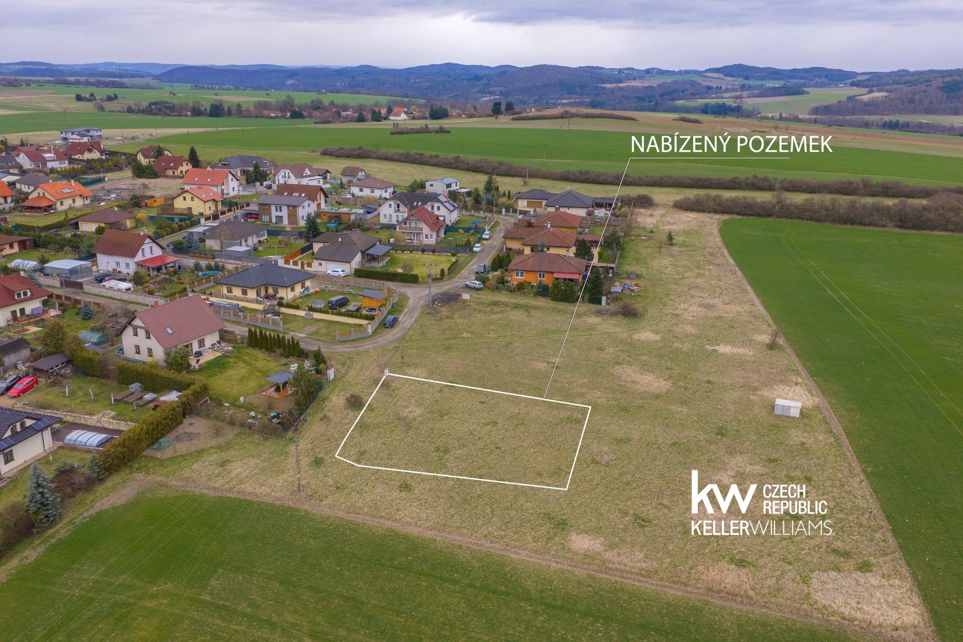 Pozemek pro bydlení, 660 m²