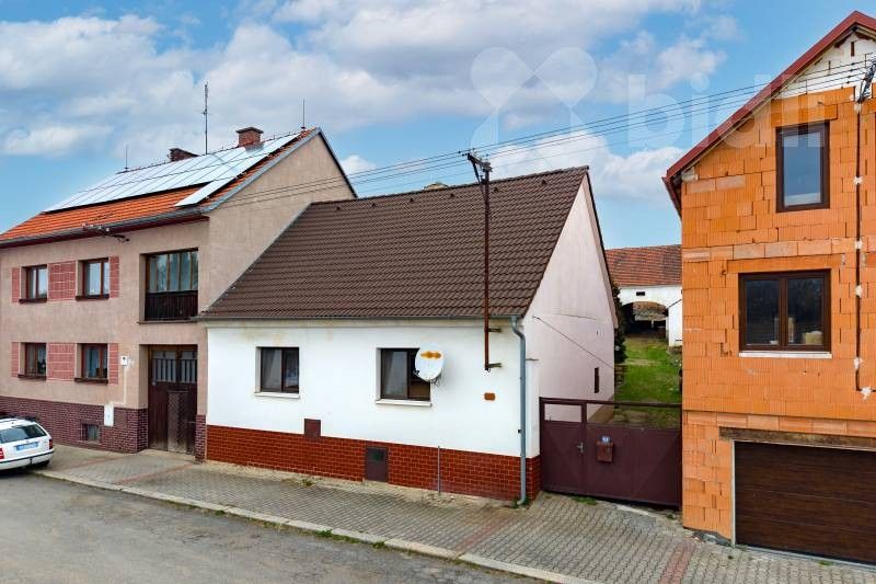 Rodinné domy, Pražská 123, Kožlany, 114 m² - 1