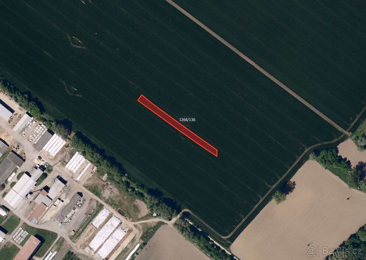 Prodej pozemek pro bydlení - Lesonice, 675 44