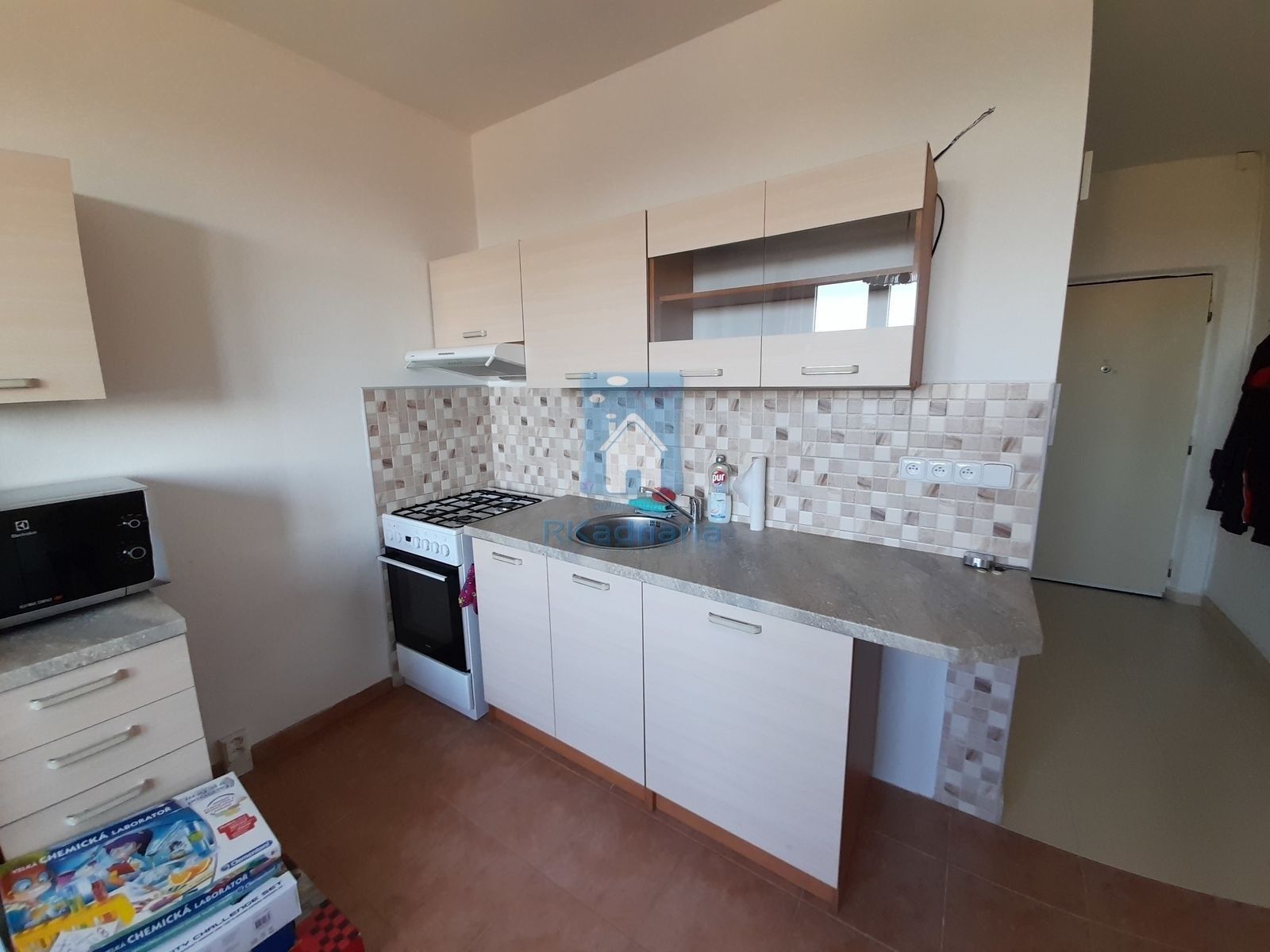 2+kk, Macháčkova, Plzeň Skvrňany, 42 m²