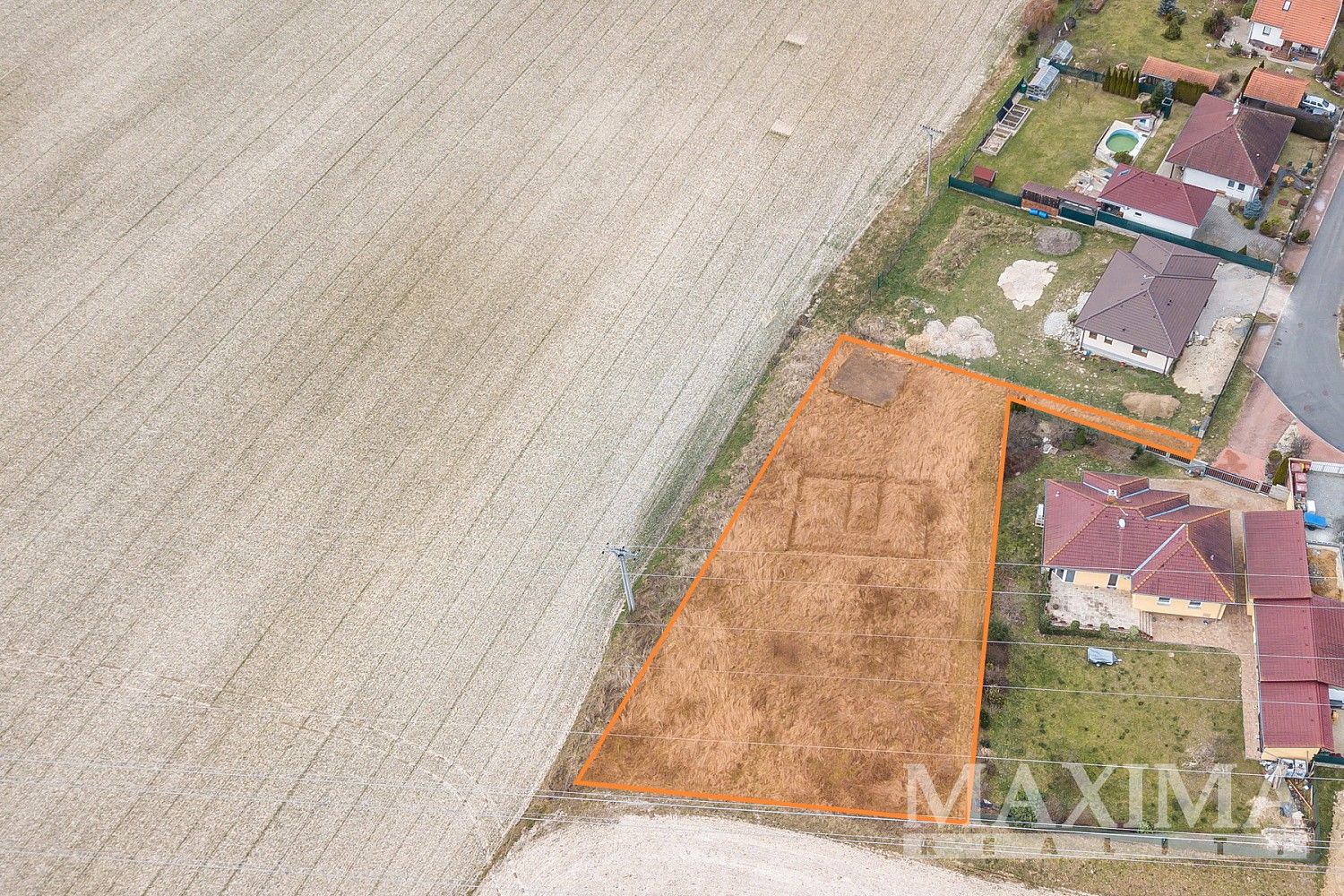 Pozemek, 1 609 m²