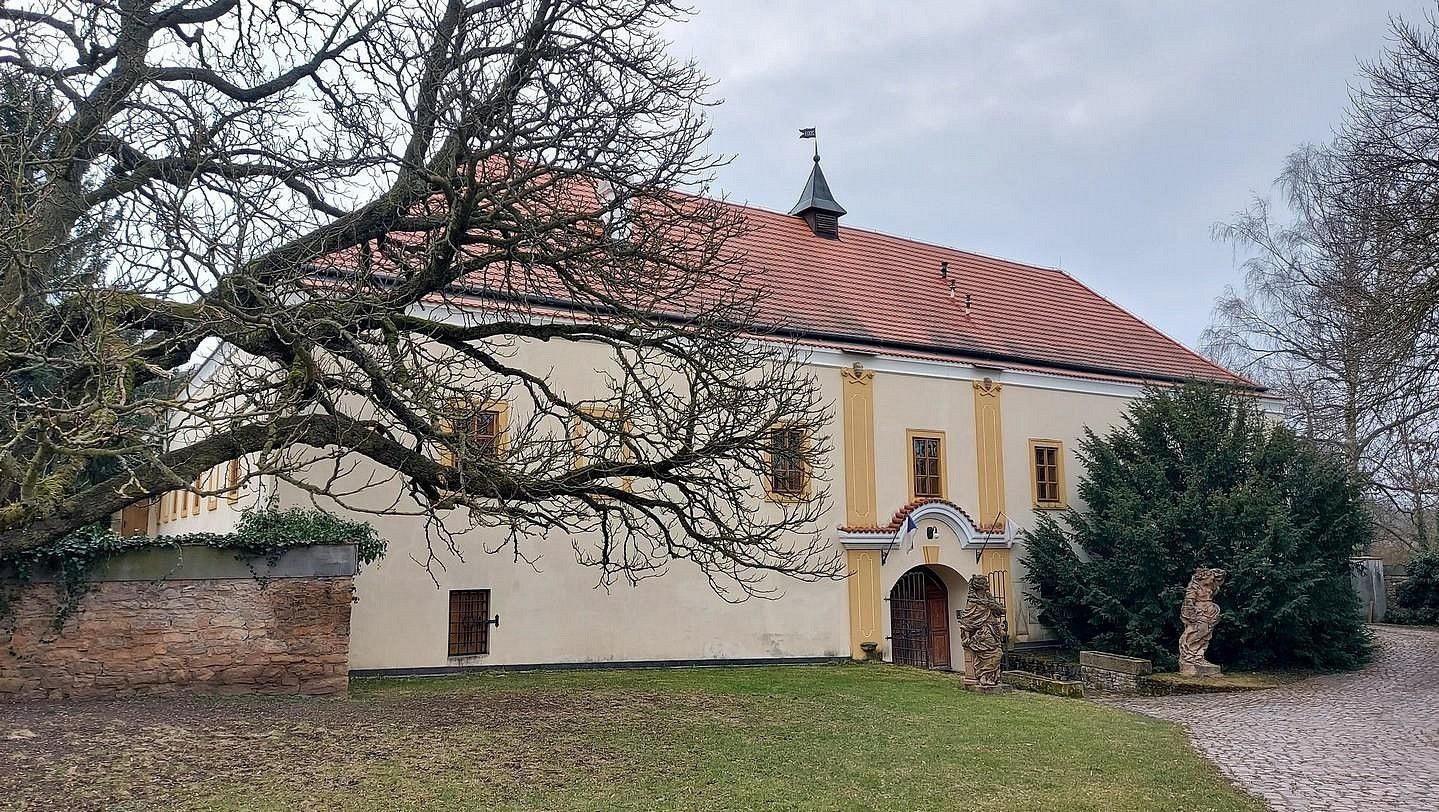 Nemovitost · 2 500 m² · Třebotov, okres Praha-západ, Středočeský kraj - 4