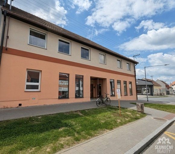 Obchodní prostory, Kunovice, 686 04 - 1